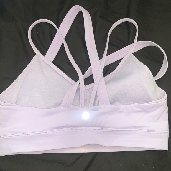 Lavender Lulu bra some discoloration pictured - Picture 3 of 4